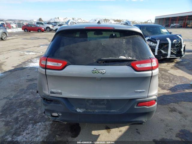 Jeep Cherokee Latitude Image 8