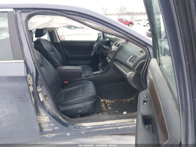 Subaru Legacy 2.5i Limited Image 8