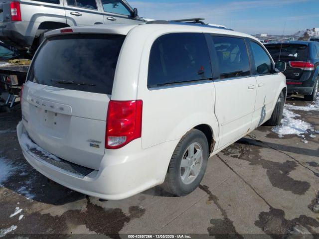 Dodge Grand Caravan Crew Image 9