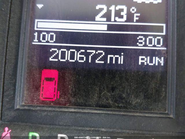 Dodge Grand Caravan Crew Image 4