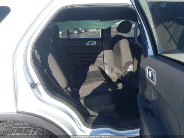 Ford Explorer Xlt Image 13