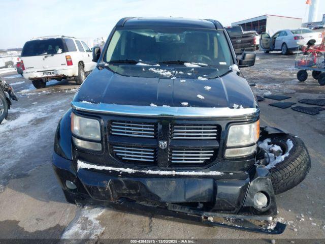 Dodge Nitro Image 2