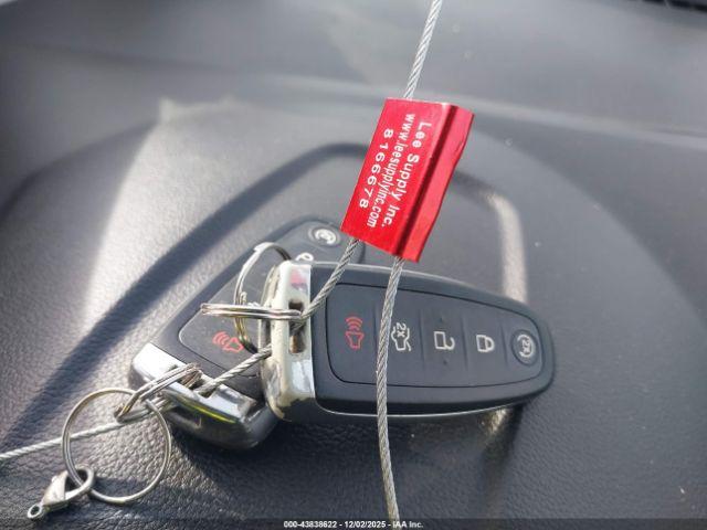 Ford Escape Se Image 6