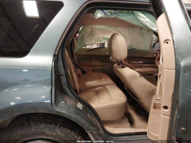 Ford Escape Limited Image 5