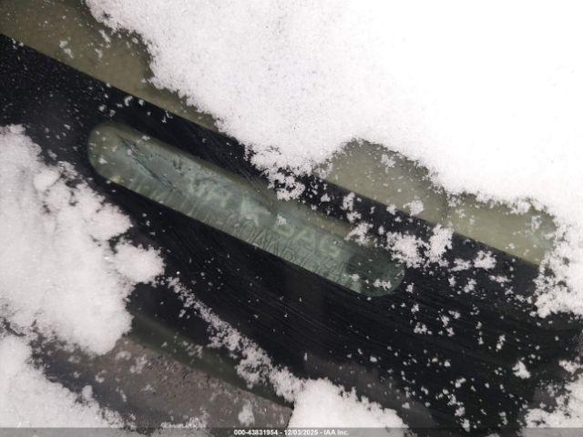 Ford Escape Limited Image 8