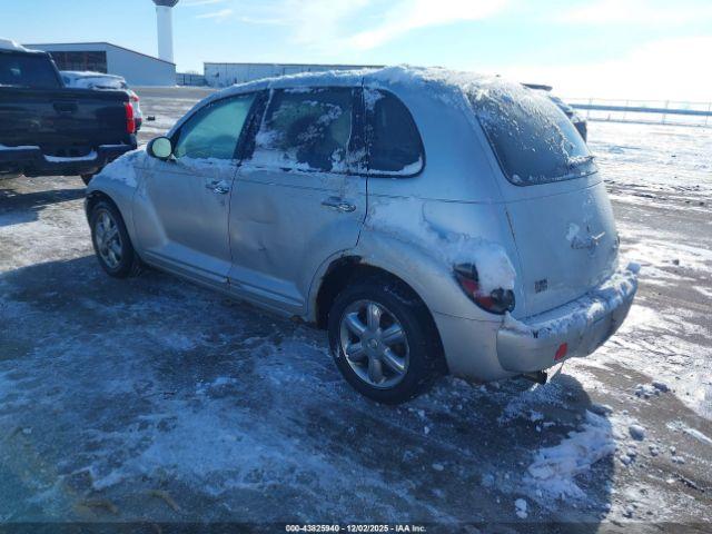 Chrysler PT Cruiser Touring Image 4