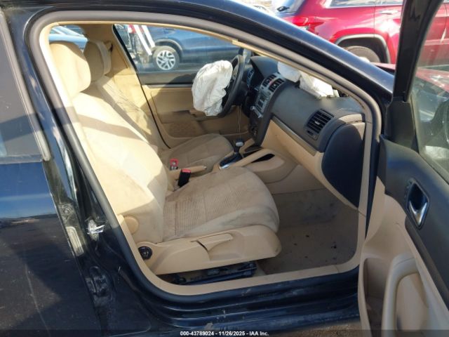 Volkswagen Jetta 2.5l S Image 3