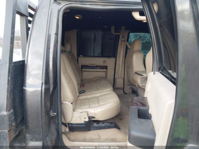 Ford F-250 Lariat Image 13