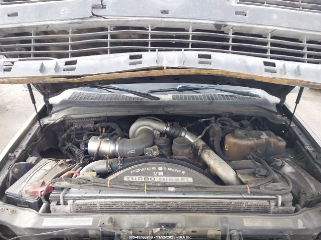 Ford F-250 Lariat Image 16