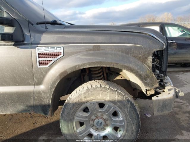 Ford F-250 Lariat Image 9