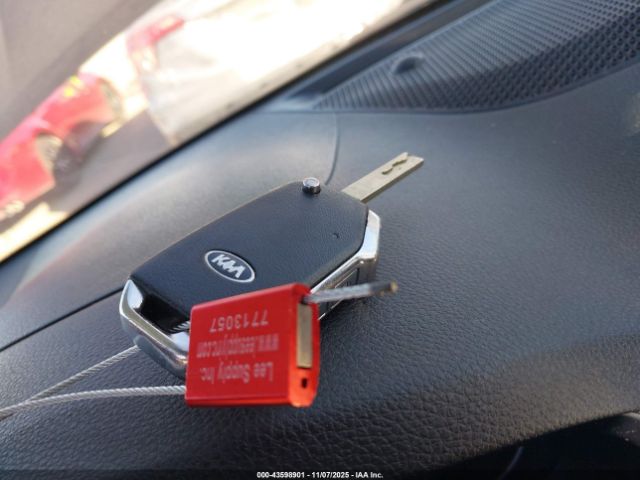 Kia Seltos S Image 8