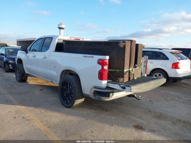 Chevrolet Silverado 1500 4wd  Standard Bed Lt Image 9