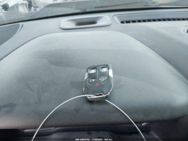 Chevrolet Silverado 1500 4wd  Standard Bed Lt Image 3